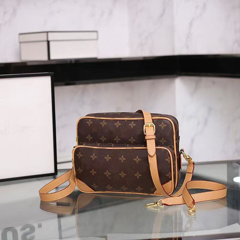 Fashion Luxury Designer Shoulder Bags For Women Classic Flower Print Crossbody Bag Double Zipper Camera Reporter Bag Damier Grid Purse Leather Messe