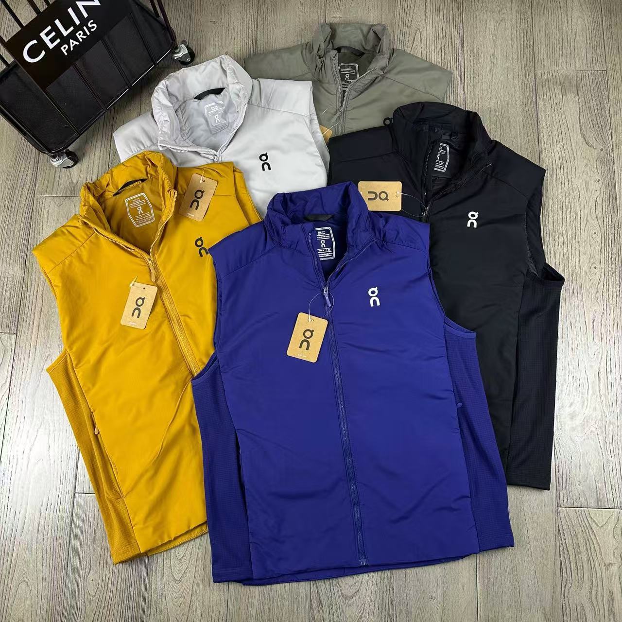 Designer Mens Vests Cotton Jacket Outdoor Sports Stand Collar Loose Sleeveless Cotton Vest Mens Womens Outerwear
