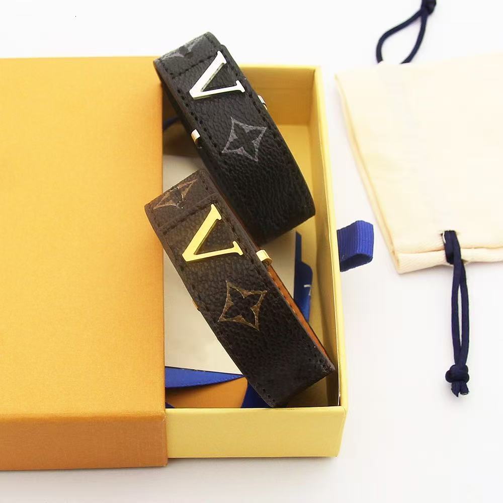Designer Lvs Lousi Lujia Bracelet en cuir en forme de V Simple mode personnalité unisexe large Version Bracelet 2026