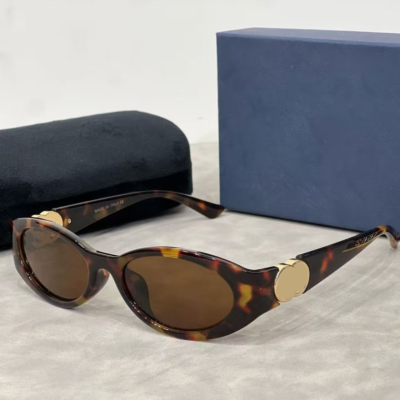 Designer sunglasses for women Fashion luxury Cat's Eye glasses Small frame Oval retro Euro american trend glasses UV400 goggles Y2K spicy girl
