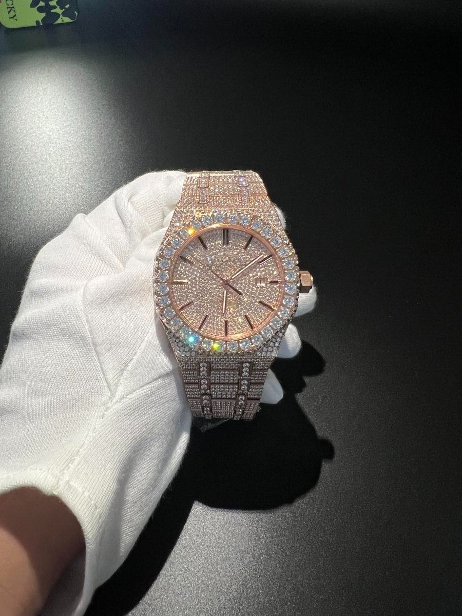 High-end quality men's and women's watches - shining and luxurious, fashionable and all-inclusive moissanite watches - men's fashiona