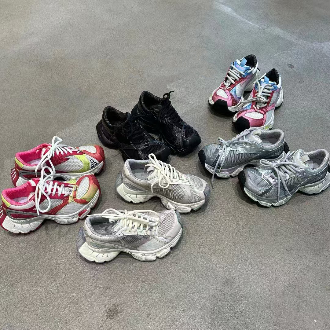 Designer 2026 Chaussures décontractées Stapler Dad Shoes baskets homme femme noir gris jaune Paris luxe défilé maille confort jogging randonnée