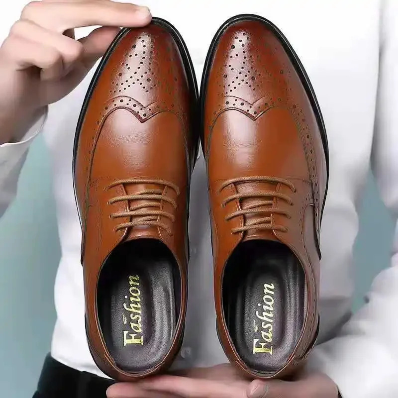 Chaussures Oxford à bout d'aile pour hommes, en cuir de veau véritable, richelieu, classiques, formelles, d'affaires, 2023, 260104