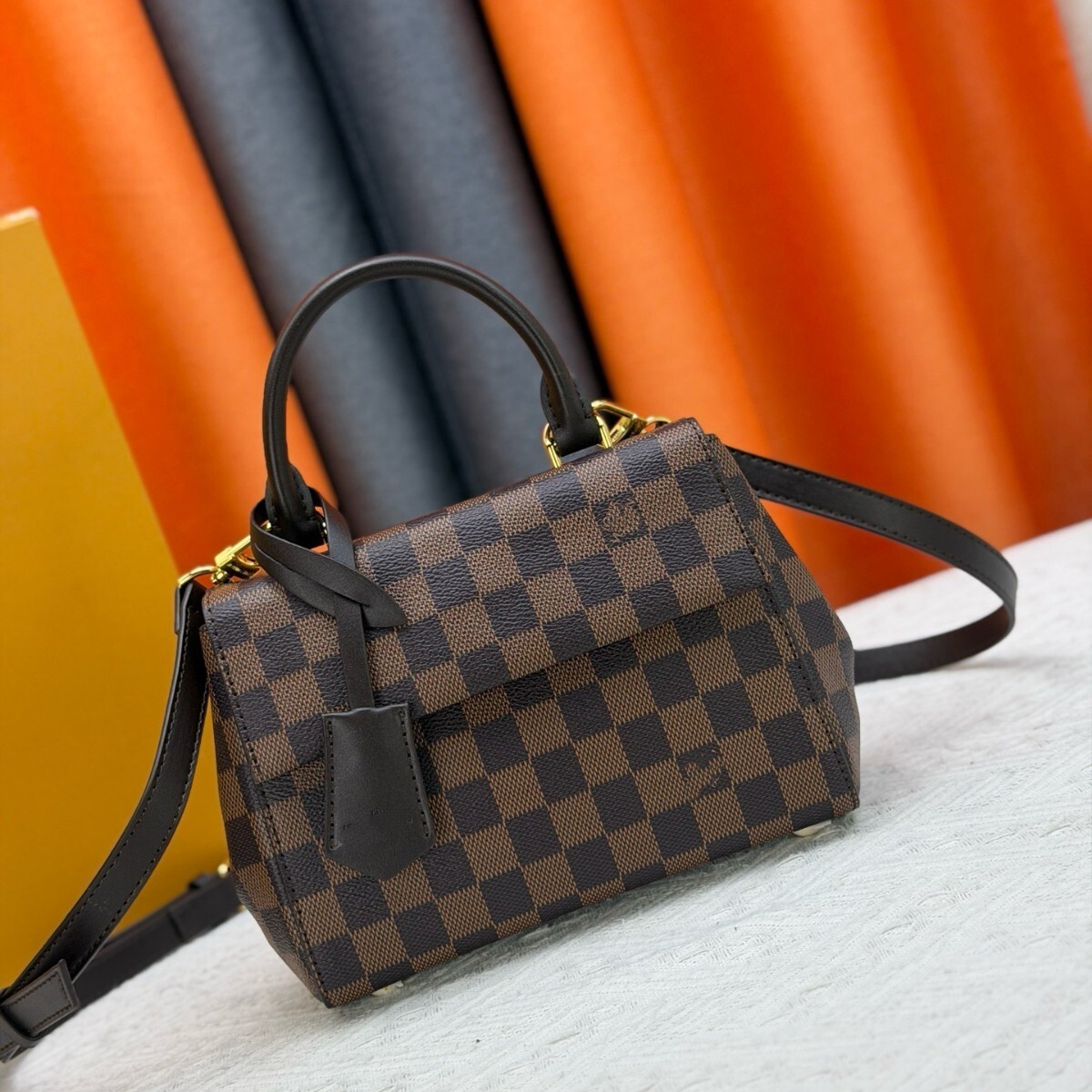 Top quality Designer BagsLujia 25 New Model Lujia Womens Bag Shoulder Bag Crossbody Bag Large Capacity Handbag Monogram