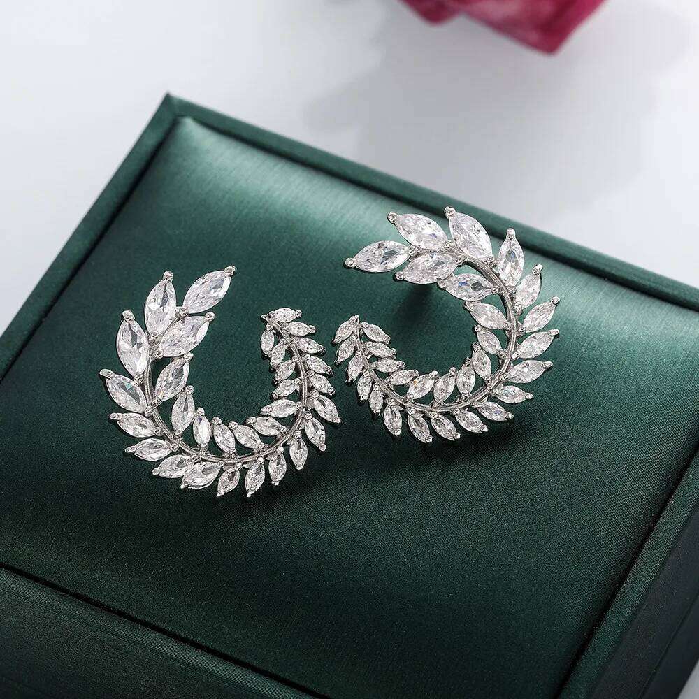 Luxury Full Inlaid 5A Zircon Fashion Popular Feather Leaf Shape 925 Silver Needle Earrings Women Birthday Gift Party Jewelry 66bfd