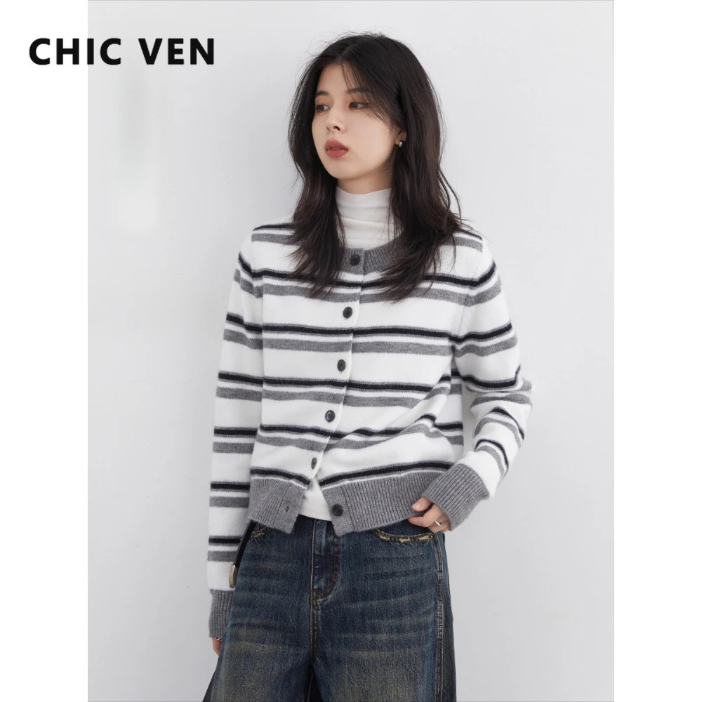 CHIC VEN Korean Women Sweaters Loose Casual Round Neck Short Contrast Striped Ladies Jumpers Warm Female Top Autumn Winter 260106