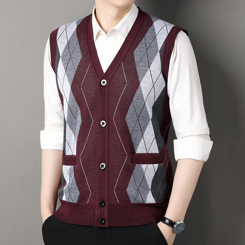Autumn Winter Mens Sweater Vest Casual Sleeveless Knit Jackets Men Fashion Plaid Vneck Cardigans Man Clothes Knitted Waistcoat 260106