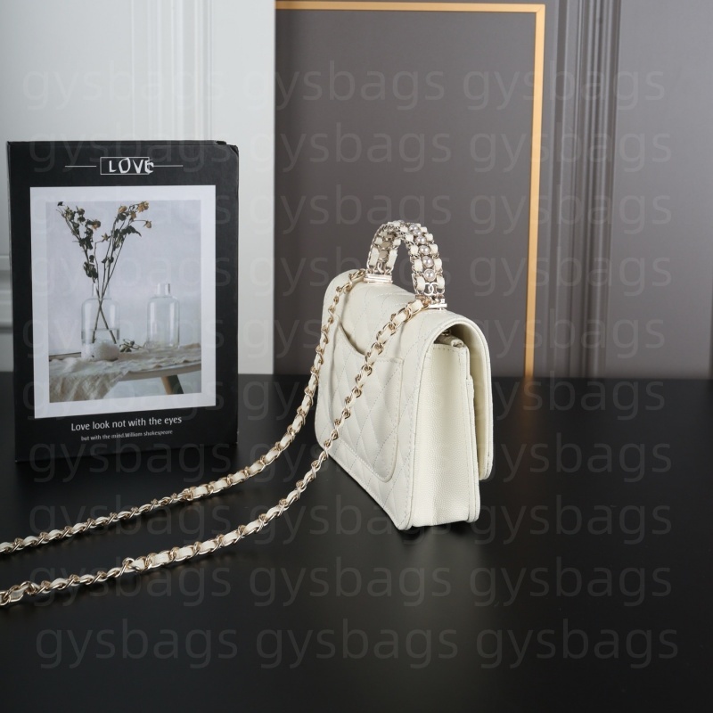 2026 early spring new makeup bag designer chain shoulder crossbody bag small box large capacity light luxury fashion commuting dinner bag