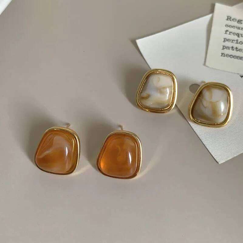 Vintage Coffee Color Square Resin Stud For Women Girls Fashion Metal Irregular Geometric Earrings Jewelry 2025 Trendy cdfaf
