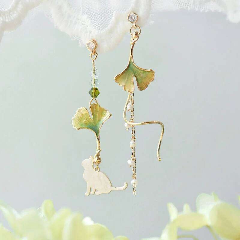 Nuevos pendientes colgantes elegantes con forma de gato y flor de Metal para mujer, pendientes largos con borlas de circonita asimétrica coreana, jo