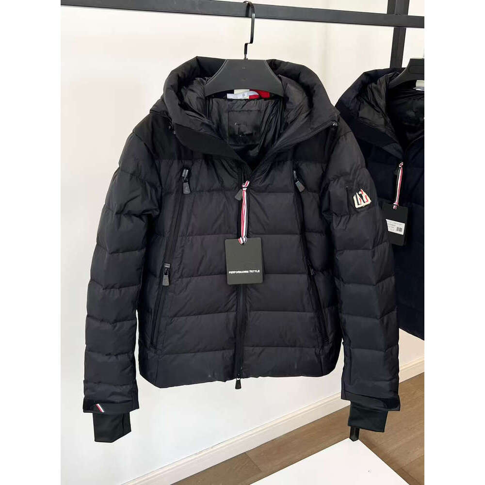 M Mens Winter Warm Windbreaker Designer Series Detachable Hooded Anti-Counterfeiting Grenoble Down Puffer Jacket Size Clothing 5C0