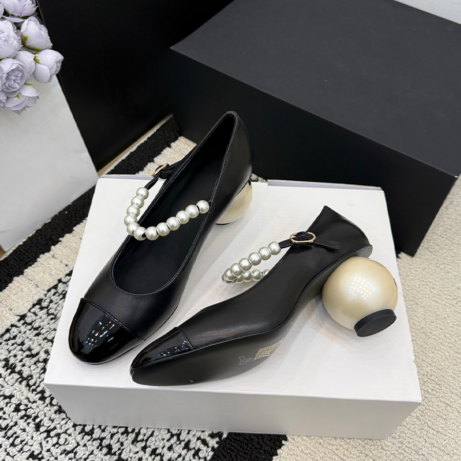 Designer Sandals Women Round High Heels New Business Diamond Sandals Luxurious Classic High-Quality High Heels Durable Round Toe Shoes