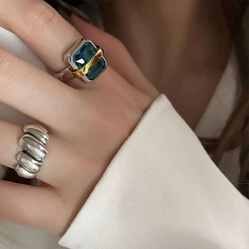 Vintage Square Blue Zircon Open for Women Men New Fashion Simple Adjustable Finger Rings Party Jewelry Gifts 99196