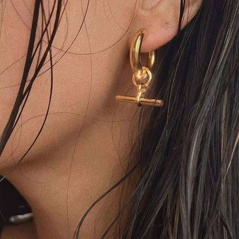 2025 New Stainless Steel Smooth Line Pendant for Women Simple Gold Color Geometric Irregular Earrings Fashion Jewelry fdeda
