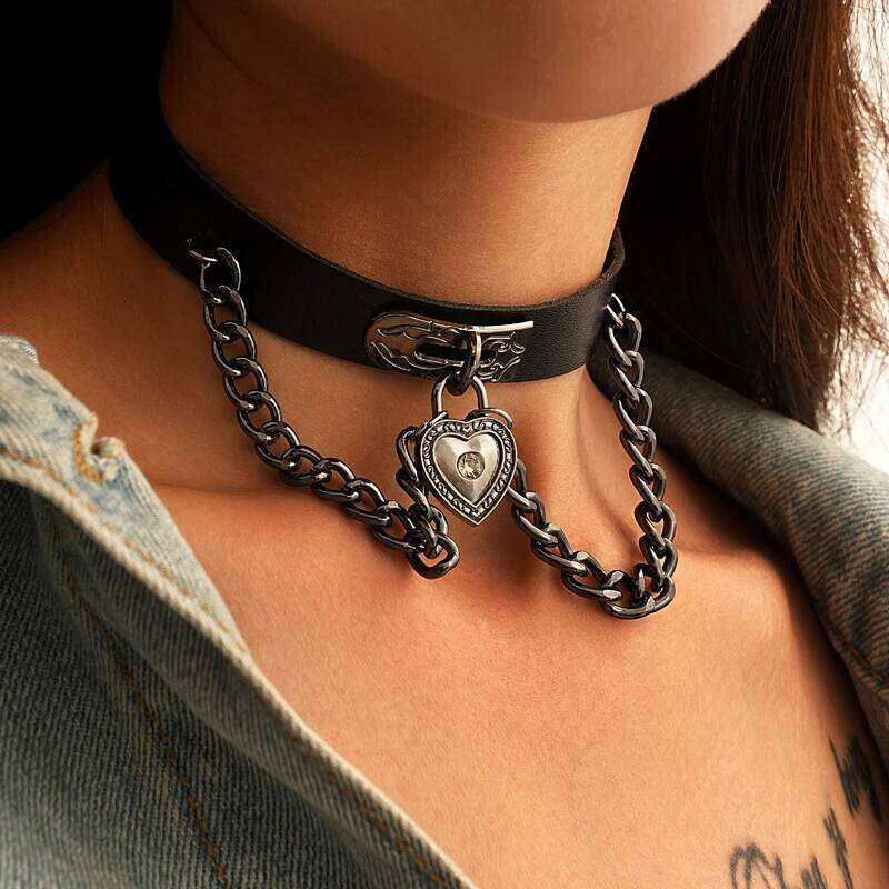 Personality Punk Chain Tassel Black Leather Choker Necklace for Women Y2K Metal Heart-Shaped Zircon Necklaces Gothic Jewelry 65f38