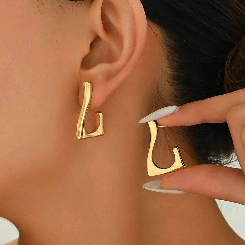 Fashion Metal Geometric Smooth Chunky Drop Earring for Women Exaggerated Gold Color Irregular Lines L-Shaped Earrings Jewelry 62a5b