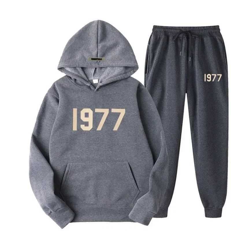 Essential Tracksuit Set Simple Pure Color 1977 Hoodie Track Suit Esentialss Tracksuit Men Cotton Casual Loose FOG EESSNTAL Pullover Couple Esstials