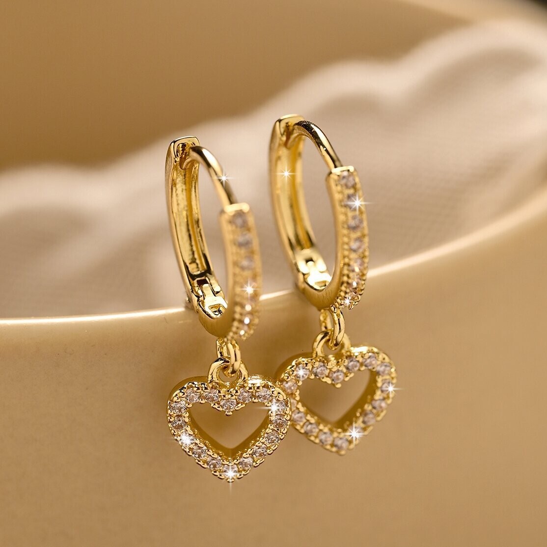 Luxury Brand Designer Jewelry Eco-Friendly Electroplated Passable European And American New Retro Heart-Shaped Pendant Ring-Shaped Zircon 16K Gold E