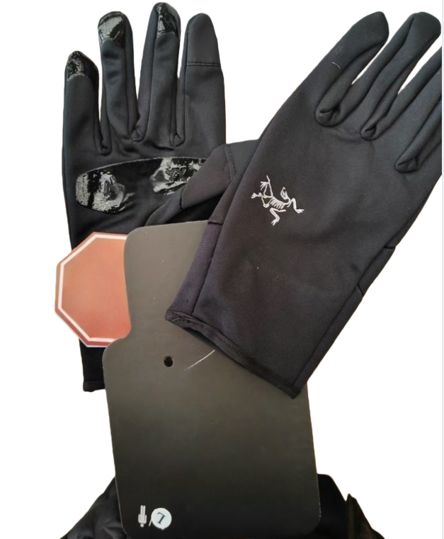 2026 Designer Gloves Women's Gloves Men's Thorn Show Logo Warm and Comfortable Driving Sports Autumn and Winter Warm High Quality Sports O
