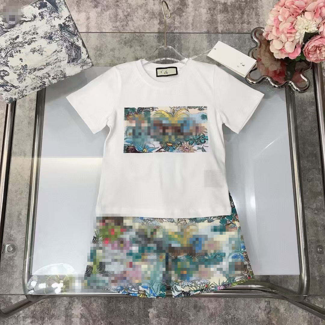 2026 Designer Kids Dress Pleated Skirt Girls T Shirt Set Pullover New Cotton Comfortable Tops Childrens Two Pieces Set Clothing50 styles