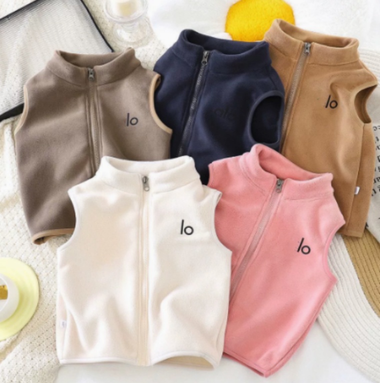 Designer Letter Children Waistcoat Fashion Baby Boys Girls Zipper Top Outwear Kids Sportwear Flannel Sleevesless Vest Spring Autumn Child Clothes