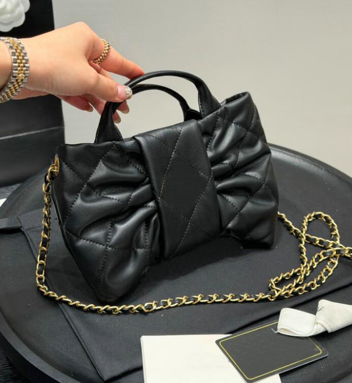 Sac de designer Bowknot Sacs de soirée en cuir Femme Noir Chaîne Sac à bandoulière Glands Totes Femmes Sacs à main Lady Lettre Messenger Femme
