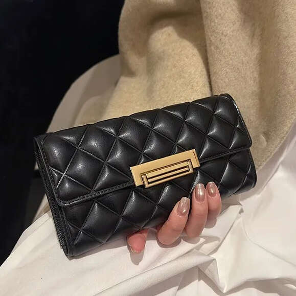 High-Quality Ladies long Luxury Fashion quilted European and American minimalist bifold wallet Multi-functional clutch purse Multi-card holder Desig