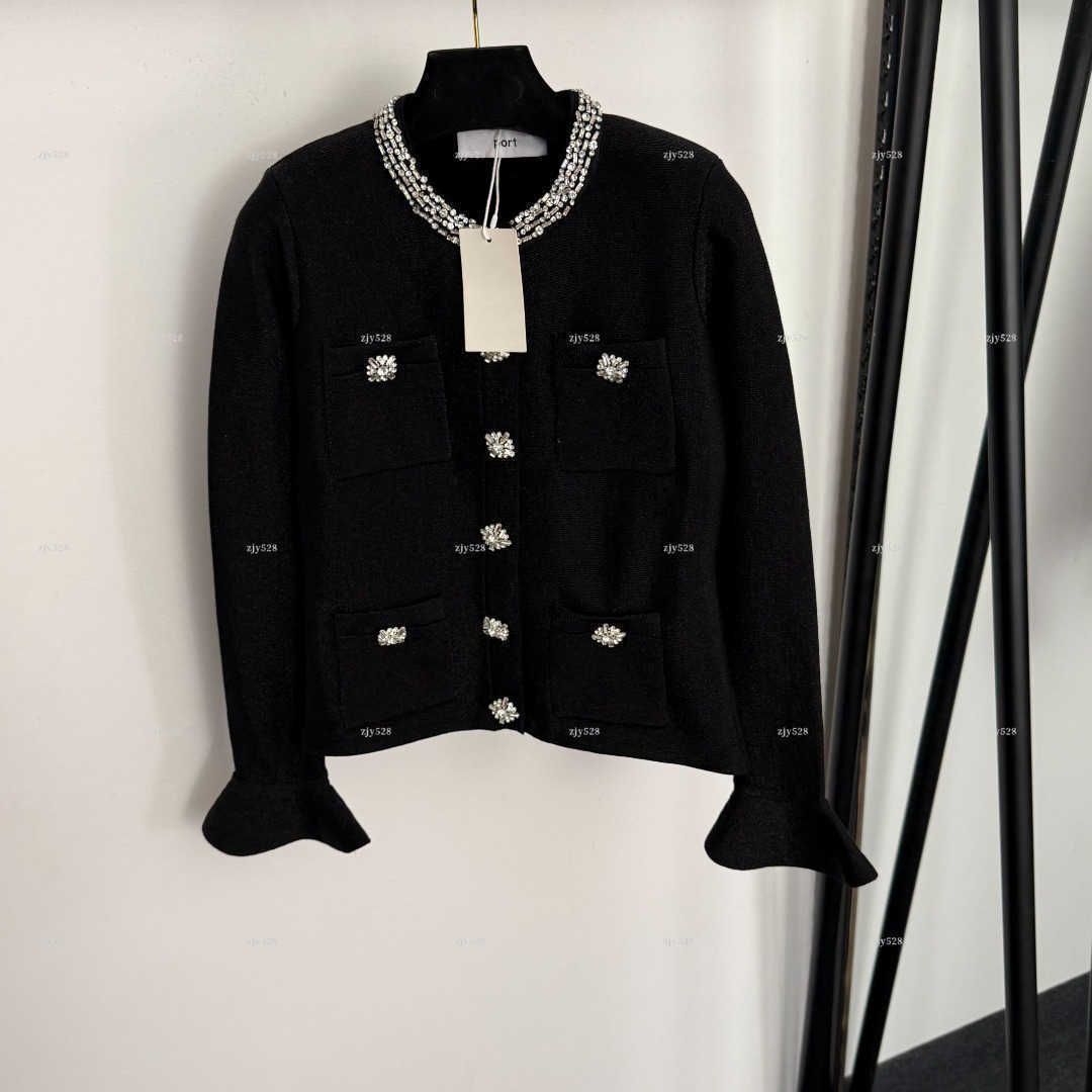 New women jacket short girls outerwear designer women round neck trumpet long sleeved wool knitted cardigan jacket A1019X08N011