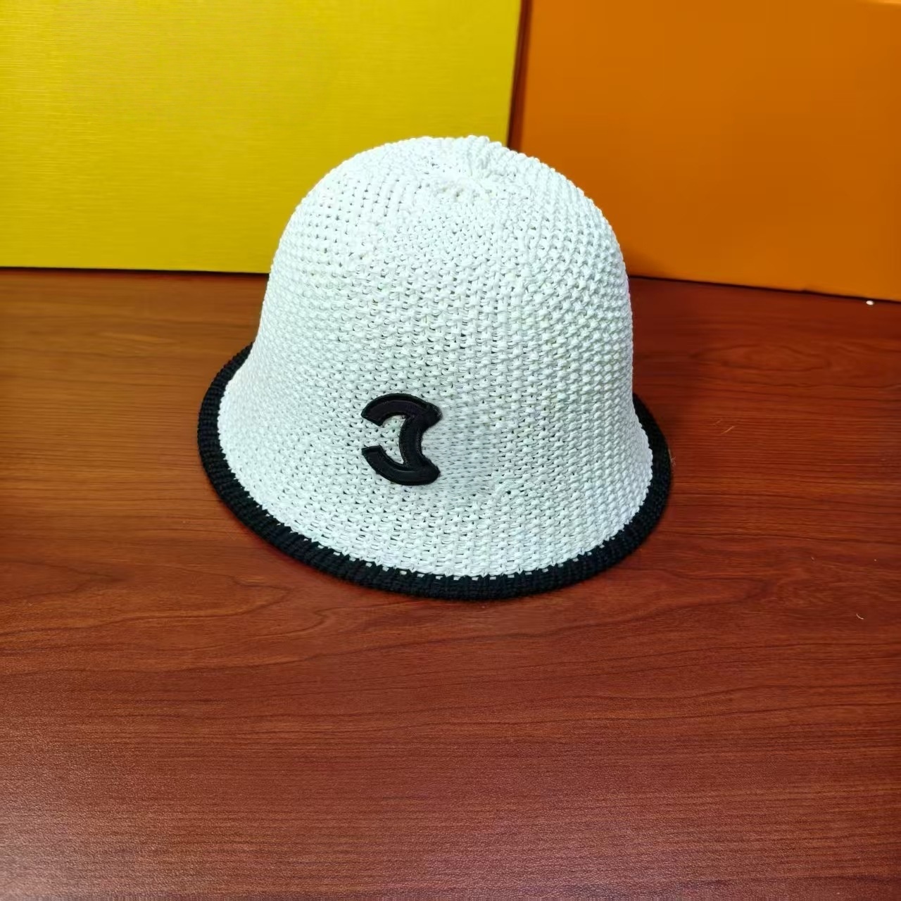 2026 New Women's Bucket Hat Knit Beanie Structured Holds Shape Genuine Leather outdoor Stiff Brim Free Shipping