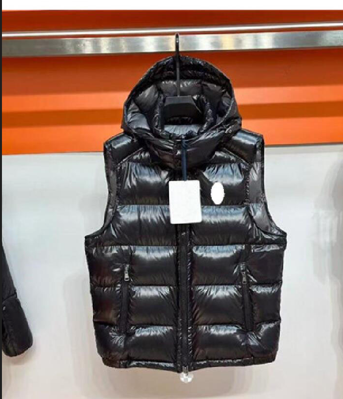 Mens Vest Designer Gilet Puffer Vests Winter Clothes Down Thick Hooded Jacket Body Warmer Classic Park Weste Coats For Womens Windbreaker Outwear