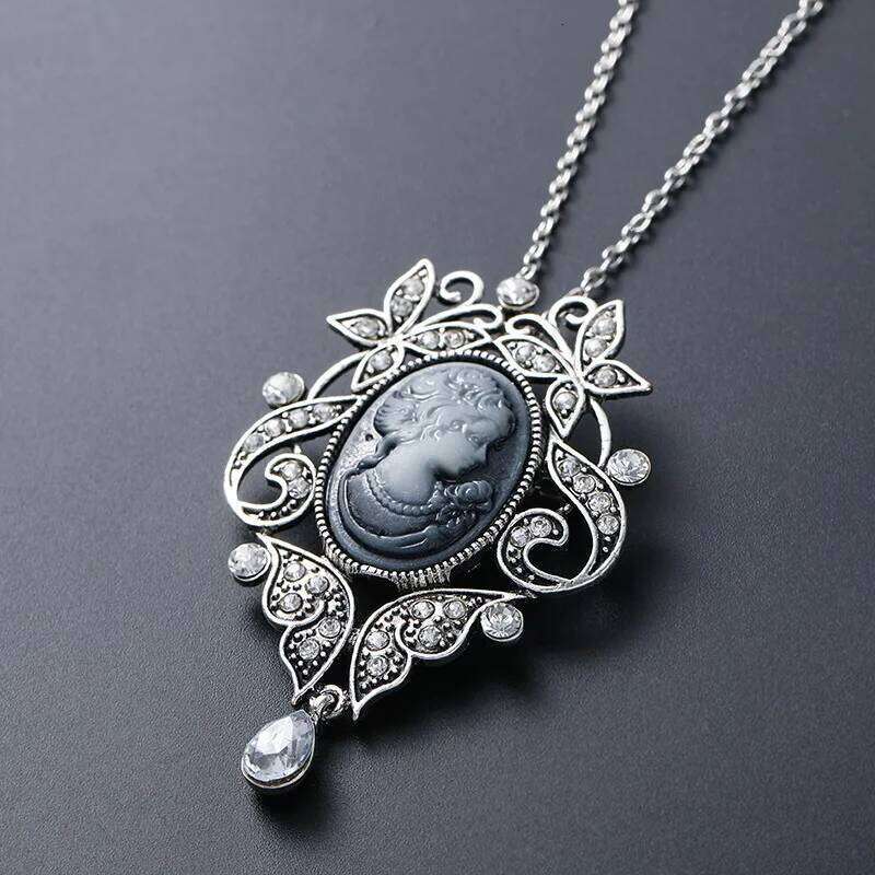 Court Style Synthetic Zircon Inlay Fashion Head Necklace Sweater Chain Vintage Hollow Out Pendant Neck Jewelry 1 Piece 916ed