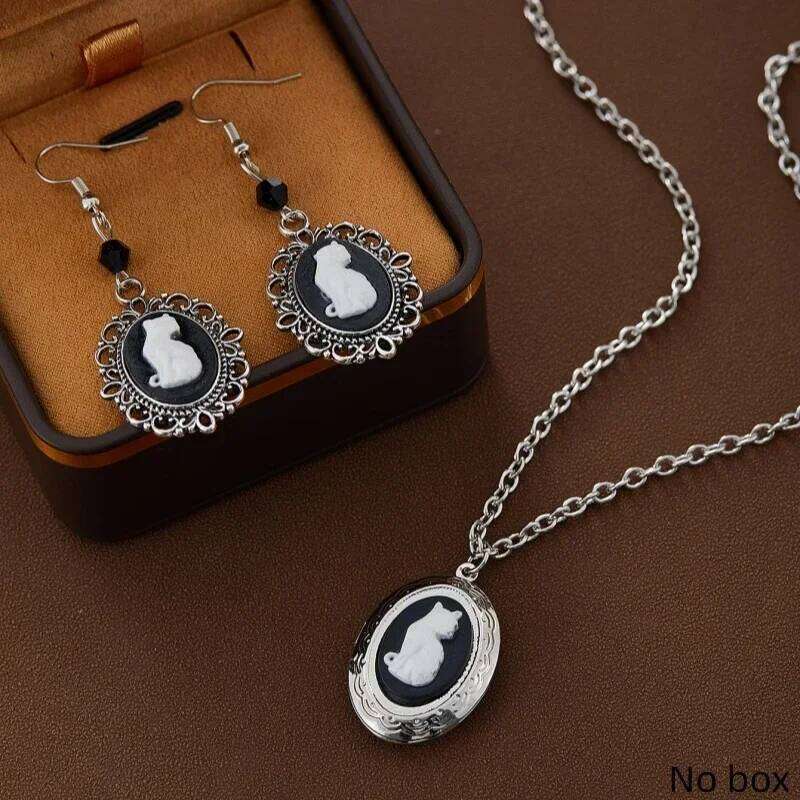 Vintage Gothic White Embossed Cat Pendant Earring Necklace Witch Punk Creative Personality Jewelry Party Accessories Gift d2c4d