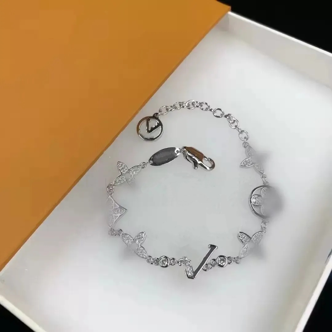 Luxury designer elegant gold and silver bracelet fashionable women's letter pendant bracelet wedding special design jewelry quality-image-920822320