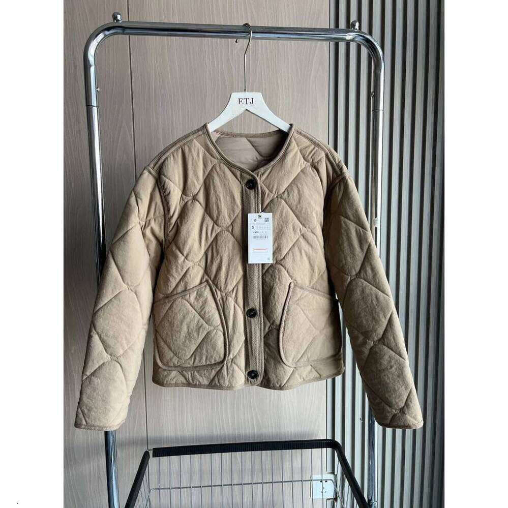Zhehan ETJ 2025 Spring New Women's Vintage Crewneck Cotton-Padded Loose Version Of Quilted Casual Jacket