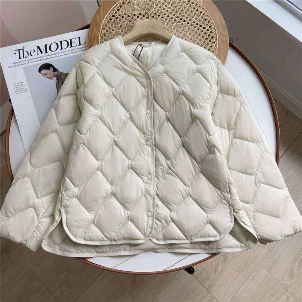 Zhehan 2025 New Autumn Winter Ultra Light Collarless Soft Puffer Jacket Women Casual Loose Single Breasted 90% Duck Down Coat Female