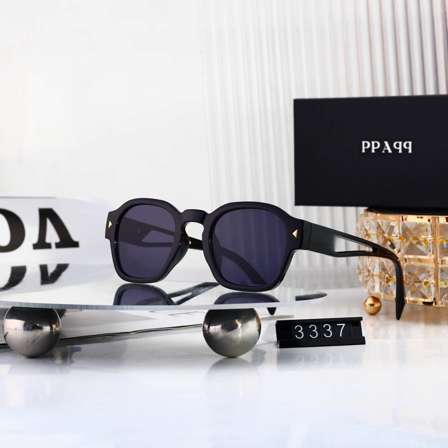 KL 3337 Top luxury Sunglasses designer womens Mens Wearing fashion hot selling senior Eyewear For Women eyeglasses frame Vintage Metal Sun Glasses W