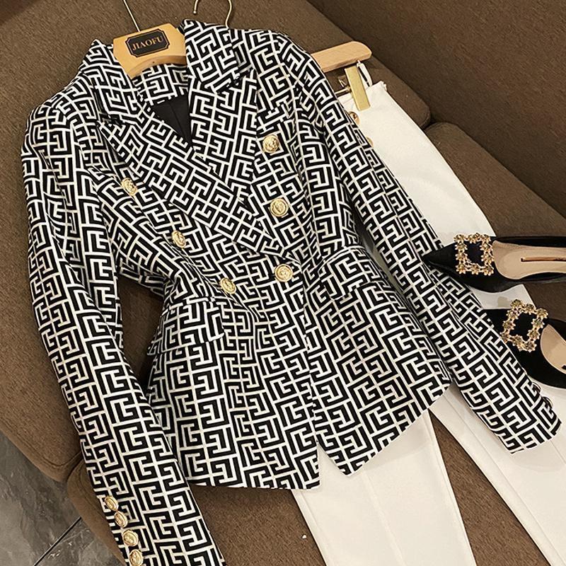 Luxury Brand Designer Clothes 2025 New European And American Celebrity Fashion Double-Breasted Pink Geometric Jacquard Slim Fit Blazer Small Suit