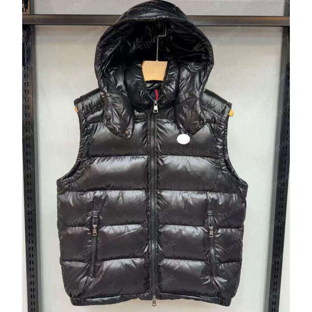 Mens Vest Designer Gilet Puffer Vest Winter Clothes Down Thick Hooded Jacket Body Warmer Classic Park Weste Coats Womens Apparel Windbreaker Outwear