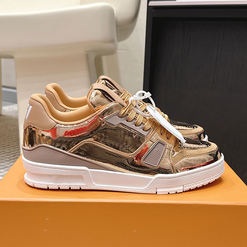 Designer womens Trainer Sneaker Outdoor sports mens low top shoes casual Women flat shoes orange metal leather fabric breathable mesh TPU anti slip