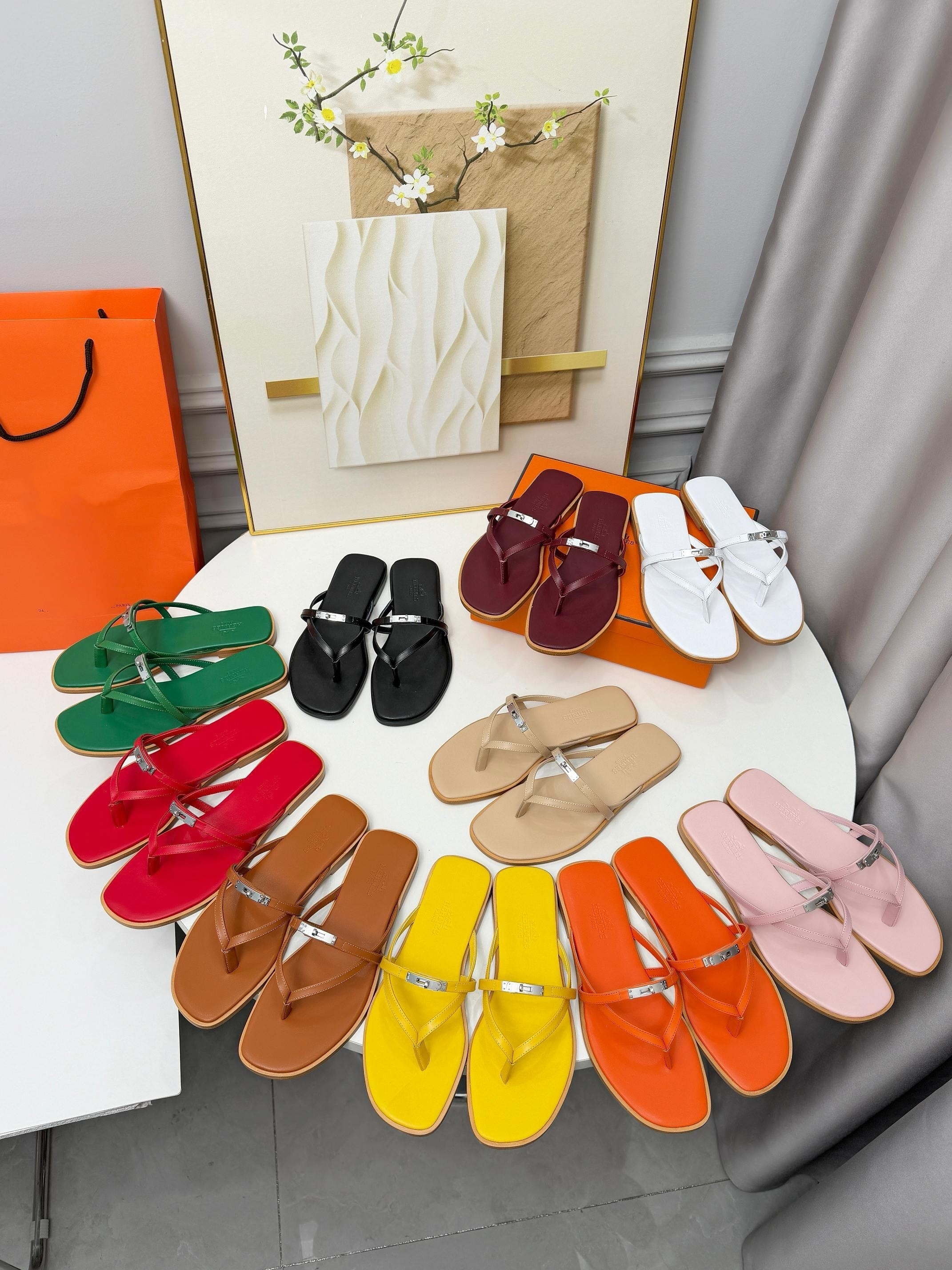 2026 Designer Womens Slippers Sandals Shoe Slide Summer fashion flat flip-flops luxury classic letter sandal size 35-43 with box oran Handmade sh