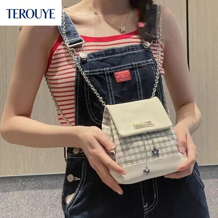 TEROUYE autumn new Y2K chain lock backpack atmosphere college style niche mini bag lightweight and Top fashion compact backpack minimalist style