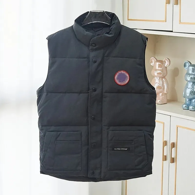 Winter Warm Designer Vests Mens Womens Down Vests Casual Fashion Male Coat Female Puffer Jacket Hiver Mode Gilet Hommes Bodywarmer Veste Manteau red