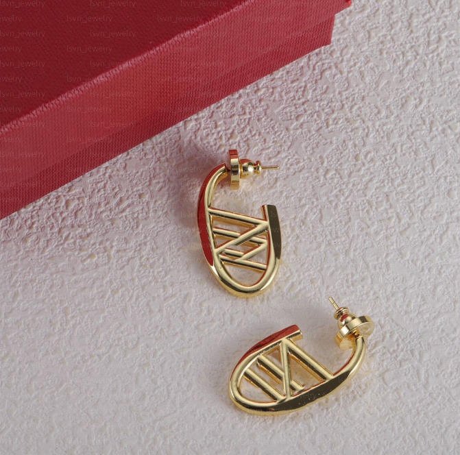 Stud Earrings for women Classic Style Women Lover Studs Titanium Steel Earings-image-961658547