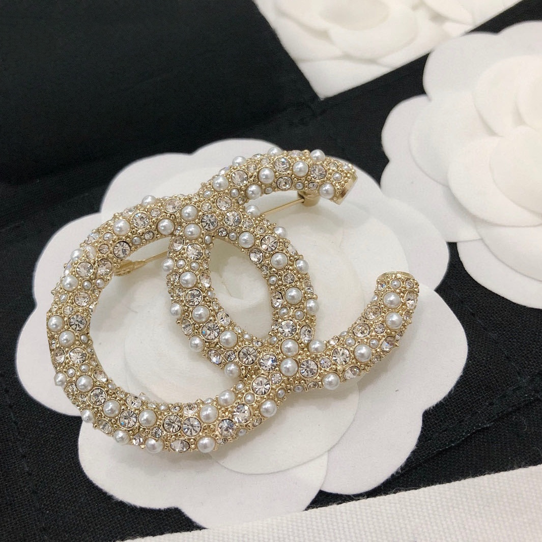 Brooches Designer Letter Brooch High-End Luxury Pearl and Diamond Brooch Top Craftsmanship High-Quality Brooch Fashionable and Elegant Brooch Premiu