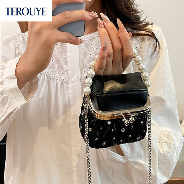 TEROUYE autumn new fashion niche women s pearl light luxury exquisite mini lipstick bag versatile shoulder atmosphere crossbody bag shoulder bag Lux