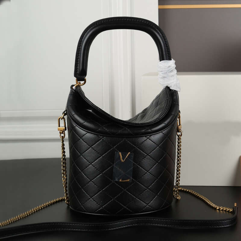 Top Quality Gaby Bucket Bag In Lambskin Luxury Designer Sheep leather Shoulder Bag Golden Hardware Crossbody Bag Magnetic Flap Closure Handbag