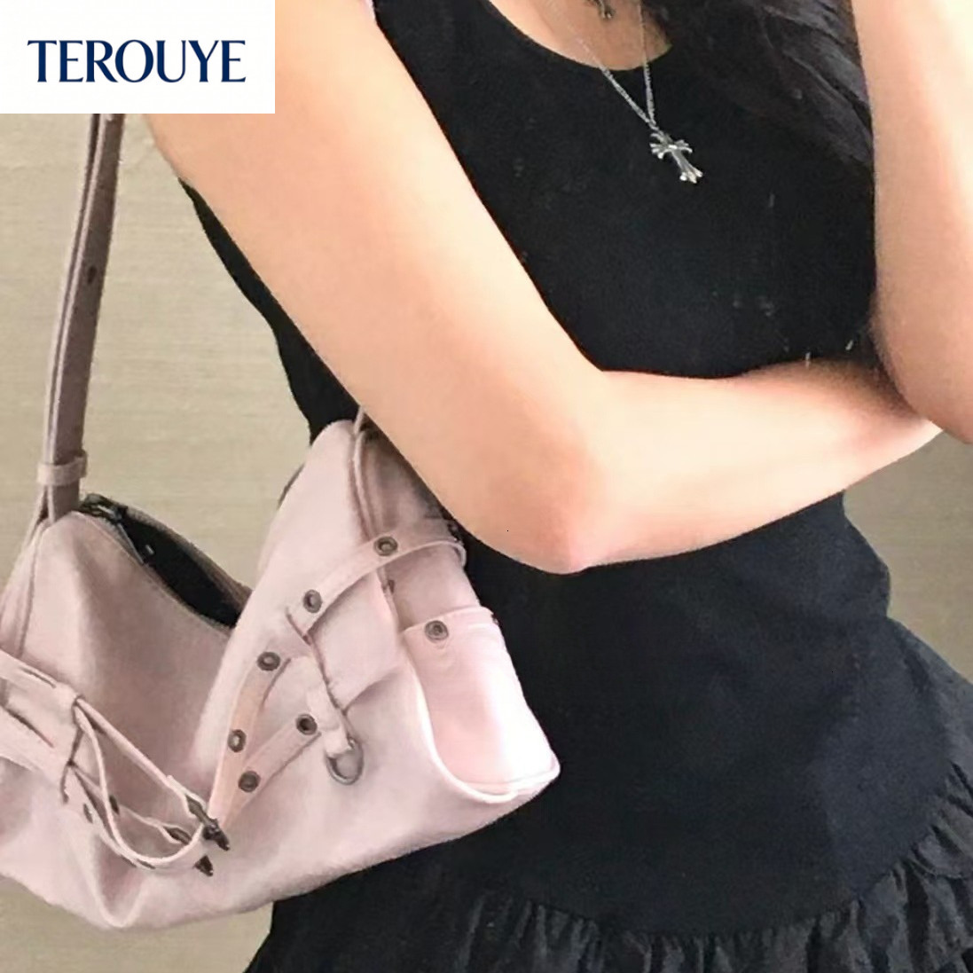 terouyes latest fashion design this year is a niche style with a simple lightweight and compact y2k retro spicy girl belt buckle and womens shoulder