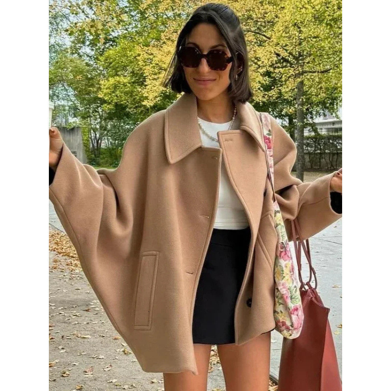 2024 Womens Fashion French Niche Wool Coat Fashionable Lapel Blended Short Long Sleeve Cape Jacket 240830