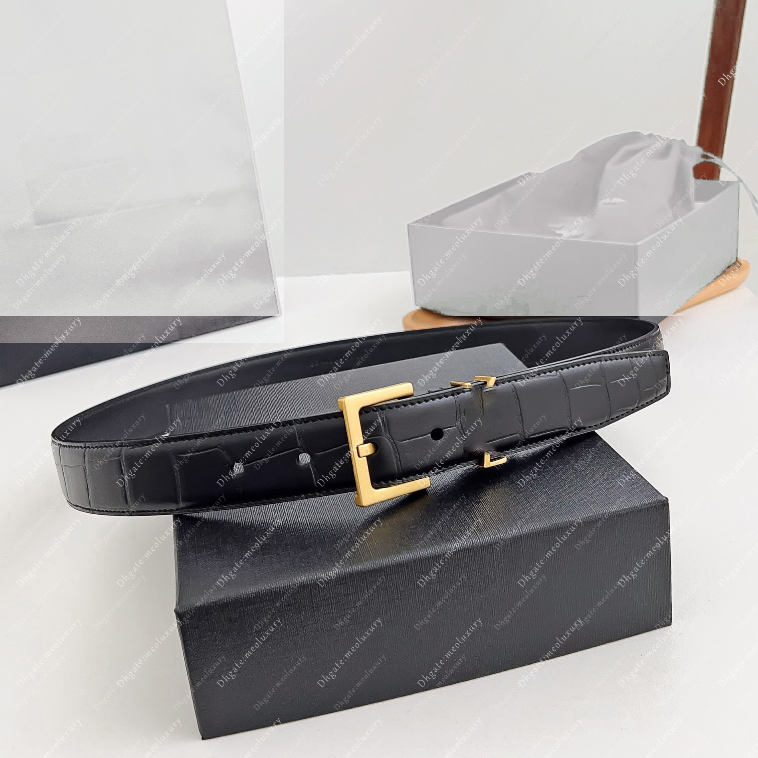 Elegant Designer Women's Genuine Calfskin Leather Belt - 3.0 cm Width with Dual Tone Finish & Durable Metal Buckle Embossed Crocodile Pattern