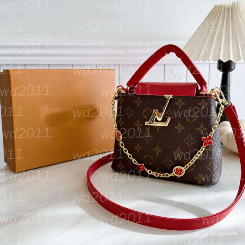 2026 nouveaux sacs à bandoulière puese de luxe pour femmes le fourre-tout hommes femmes sacs à main cross body designer selle mini sac 8888